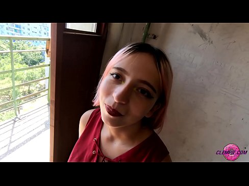 ❤️ Ikasle sentsuak arrotz bat zurrupatzen du kanpoaldean - Cum On His Face ❌ Sluts gurean eu.extraclasswork.ru ❤